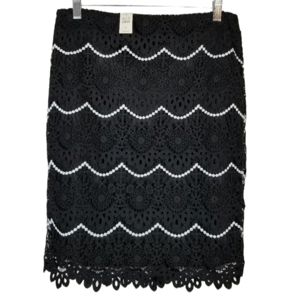 Talbots Black & White Scalloped Lace Pencil Skirt Womens Size 8P Knee Length NEW